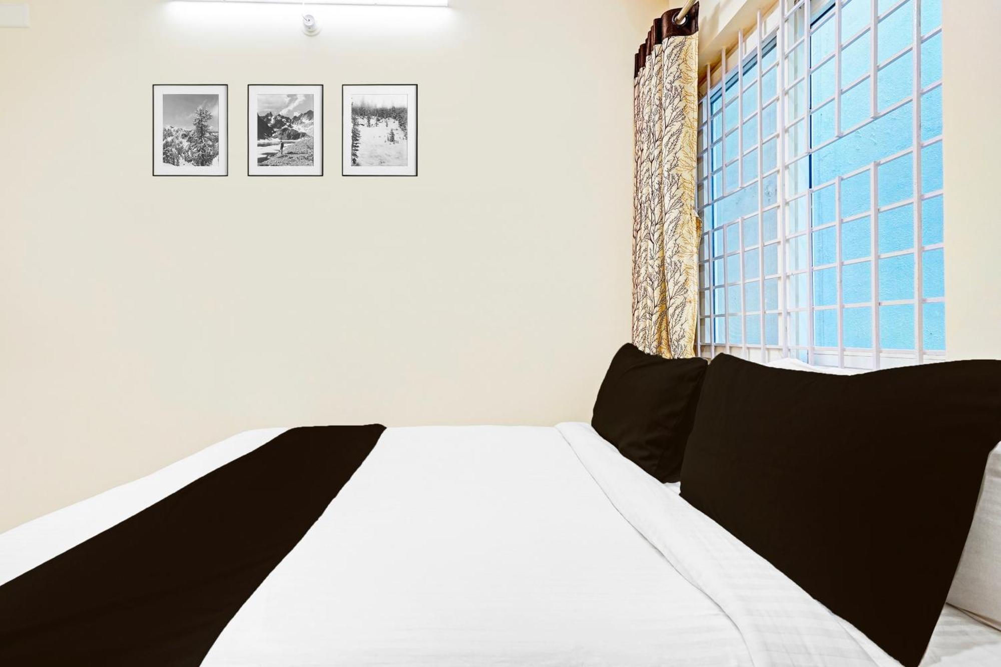 Hotel Super Collection O Niladri Road Kammasandra Exteriér fotografie