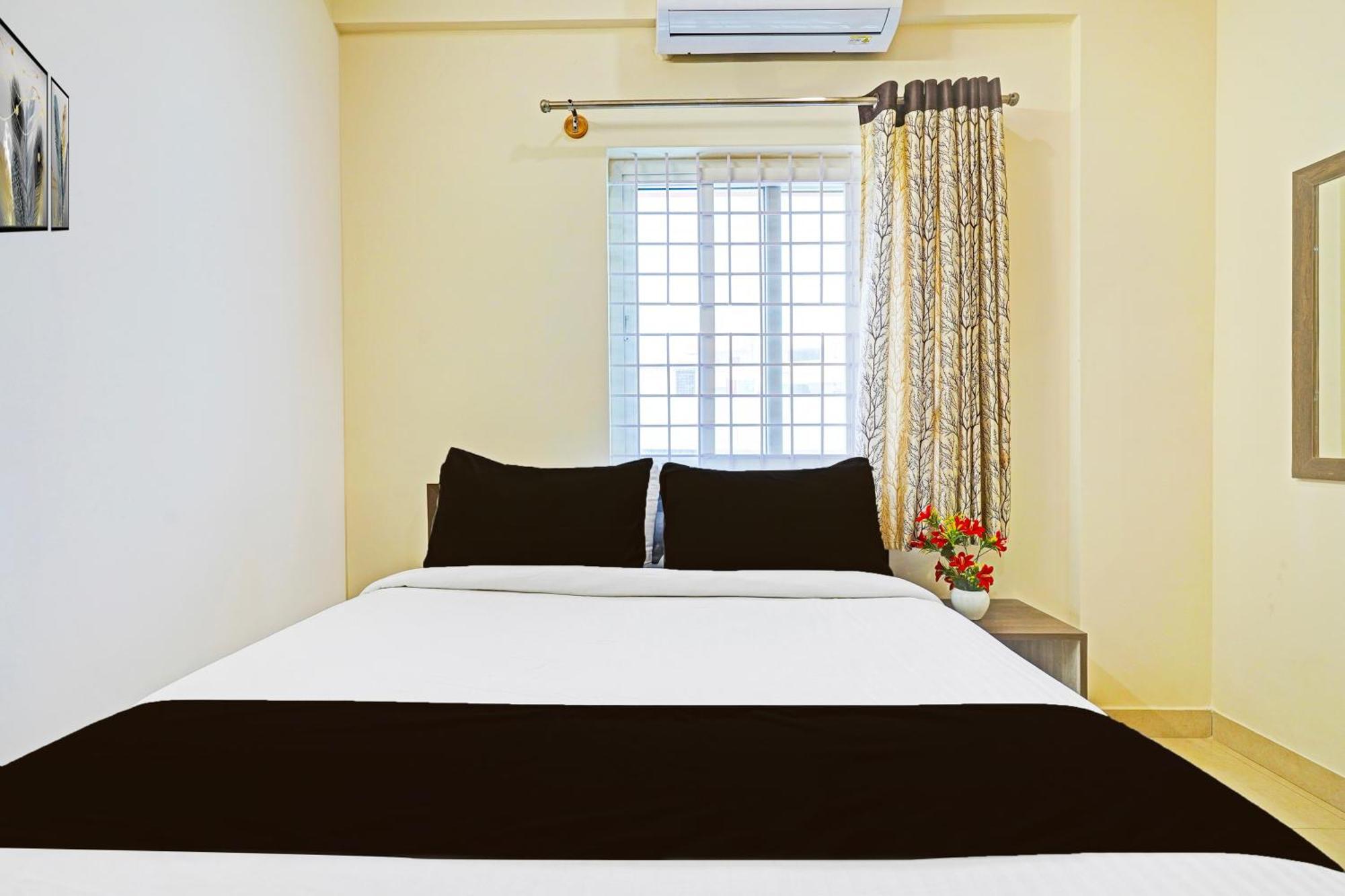 Hotel Super Collection O Niladri Road Kammasandra Exteriér fotografie